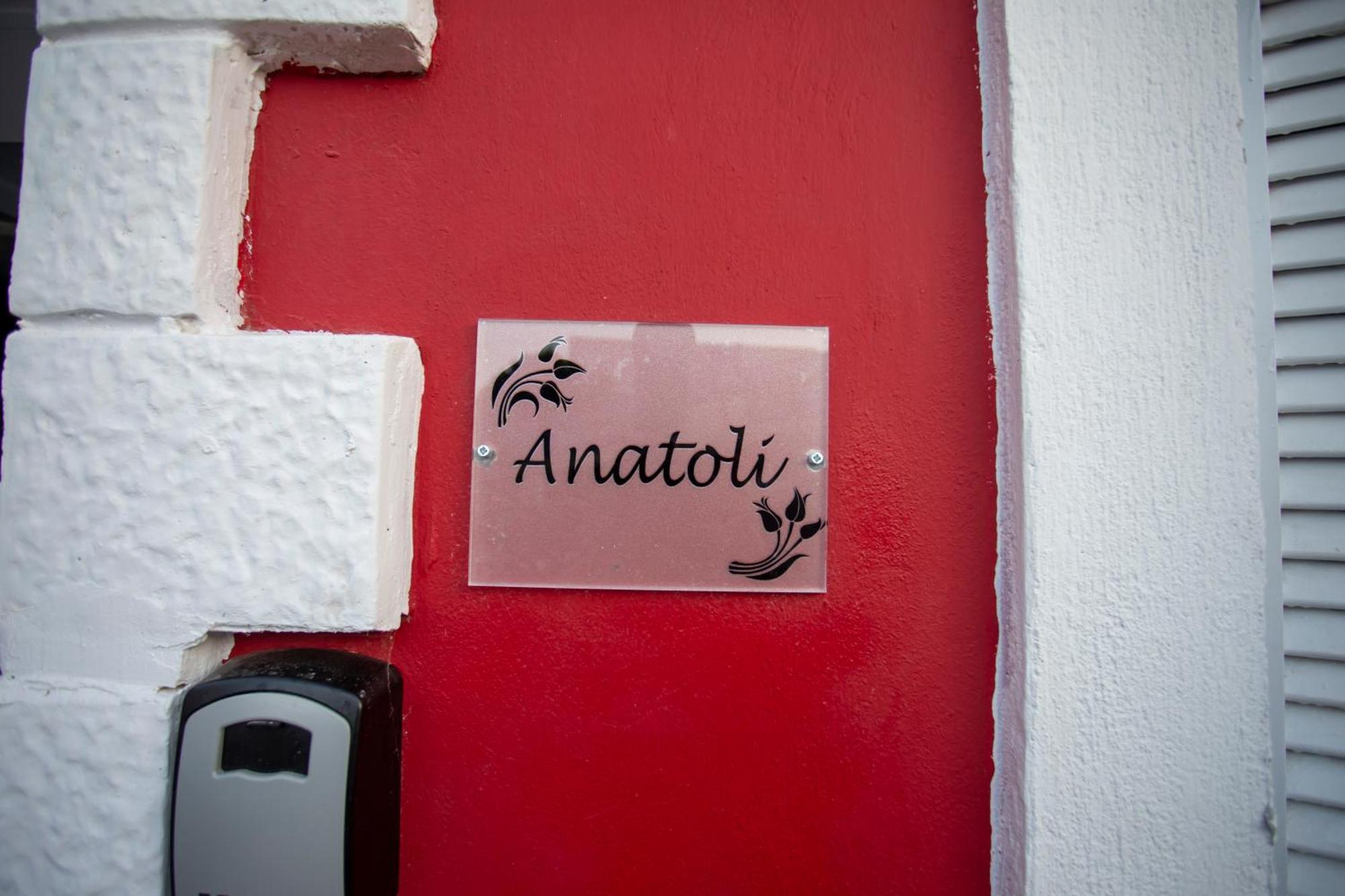 Anatoli Studios In Front Of The Beach Mesongí Eksteriør bilde